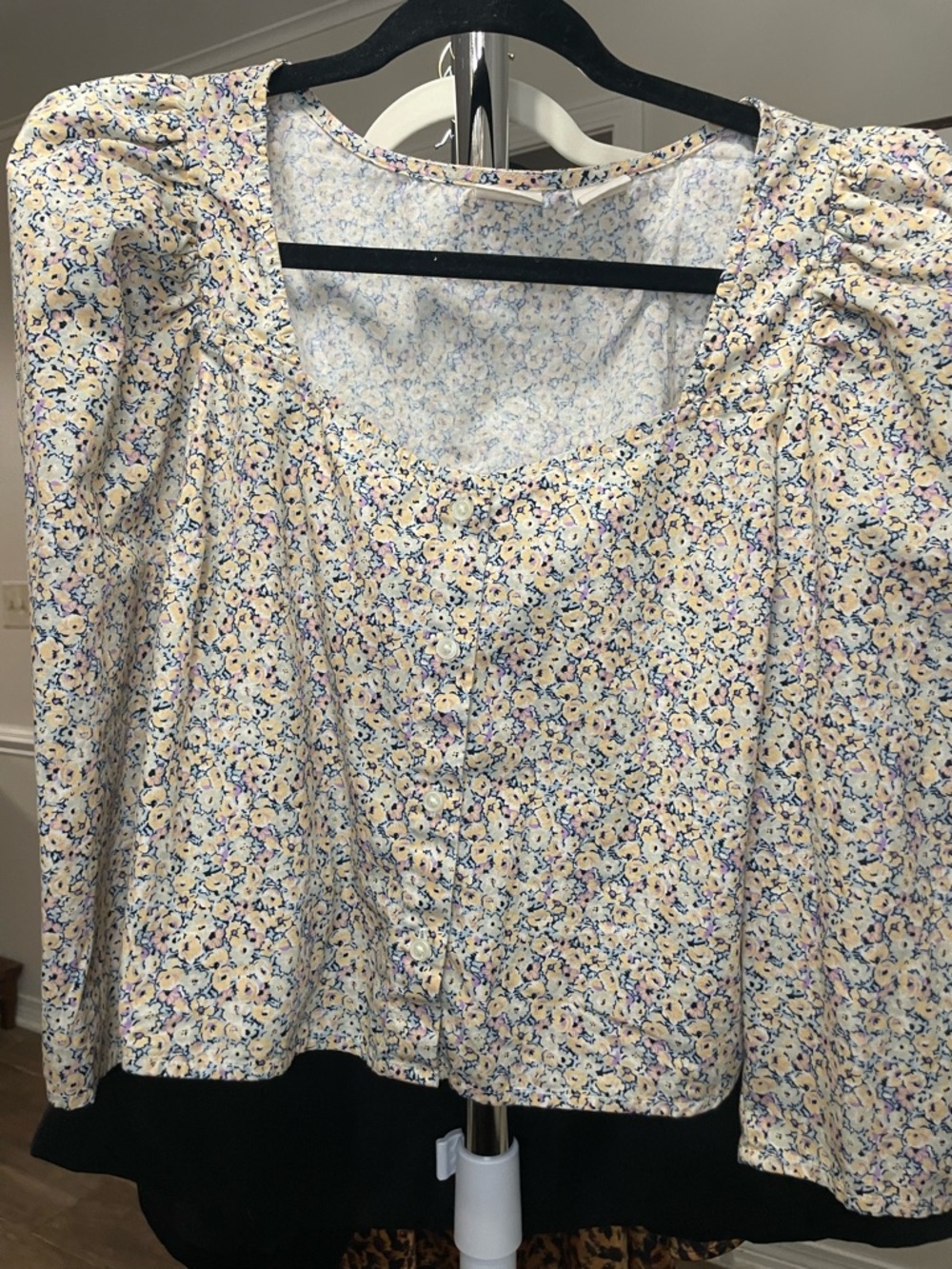 Levi’s Floral Puff Sleeve Blouse Cream Ditsy Print Size Medium